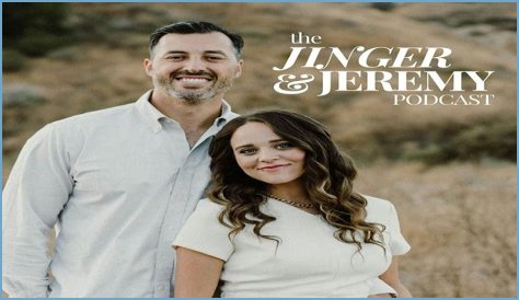 Jinger Duggar looks adorable as she plays mini-golf with Jeremy Vuolo